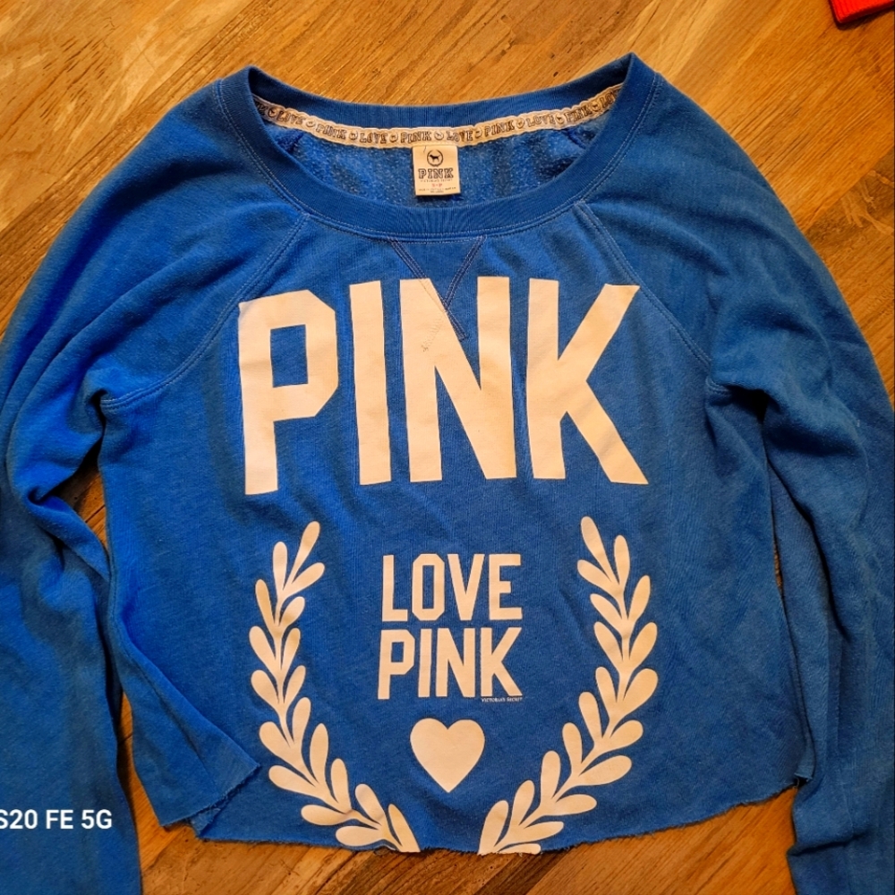 Pink blue pull over